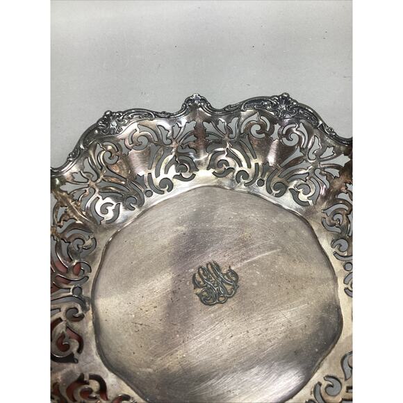 Reed & Barton Silverplate Pierced Footed Fruit Bowl #4865 - Picture 6 of 9